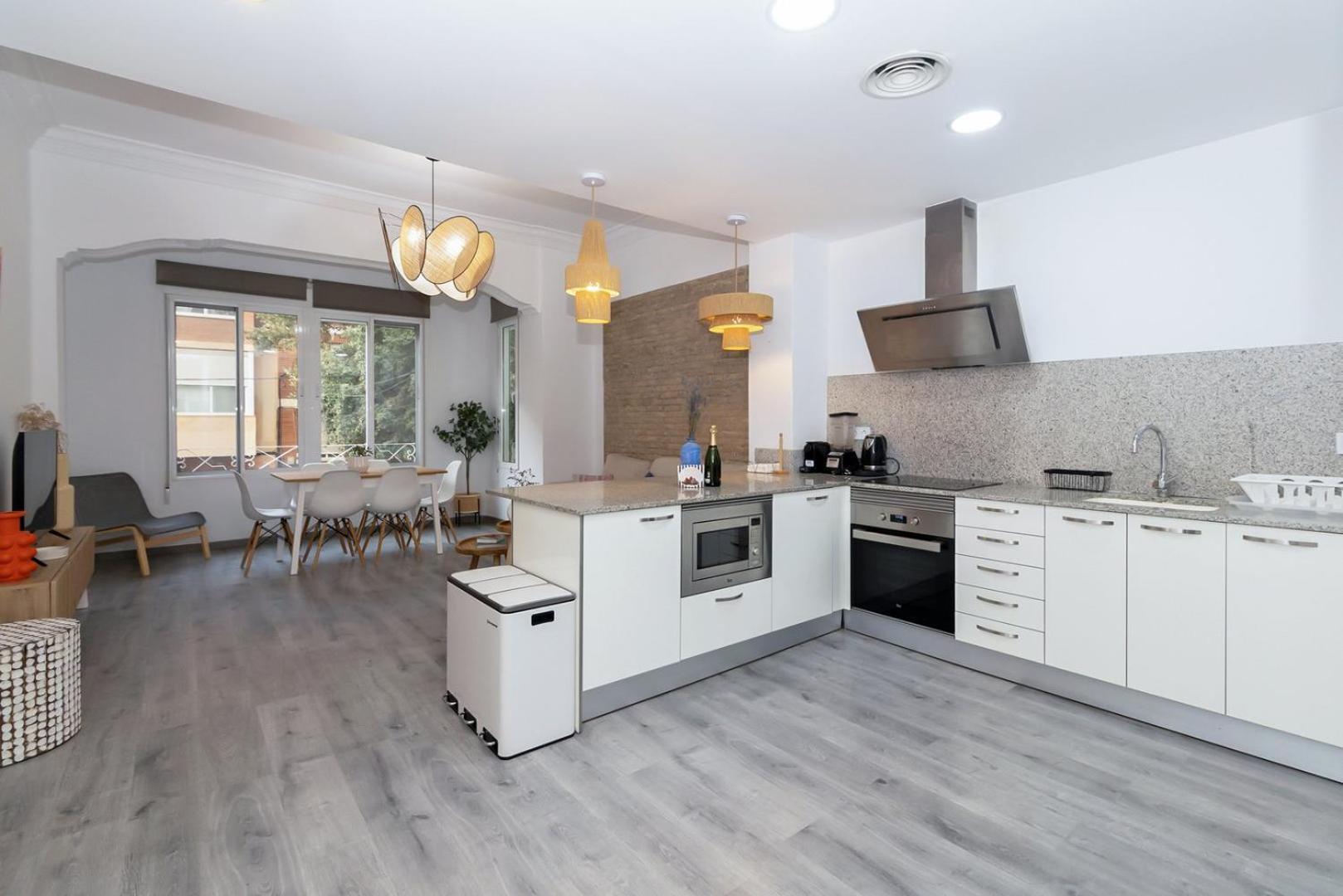 Guestready - El Cabanyal Hidden Oasis Apartment Valencia Ngoại thất bức ảnh